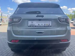 Jeep Compass Upland e- Hybrid FWD 1,5 T4 48V Bild 4