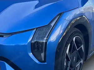 Kia EV4 GT-Line HATCHBACK Panorama Drive Comfort Connect 3 Bild 5