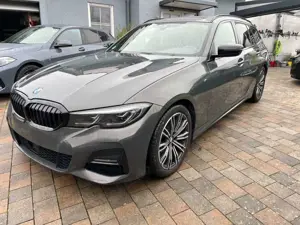 BMW 320 d M Paket Bremse Pano LivePR Laser Hifi ACC