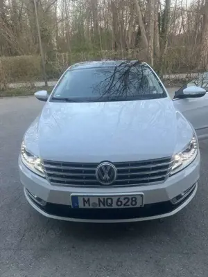 Volkswagen CC 2.0 TDI BlueMotion Technology DSG Dynamic Black Bild 3