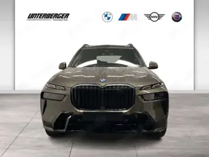 BMW X7 xDrive40d M Sportpaket BW Surround DAB RFK Bild 2