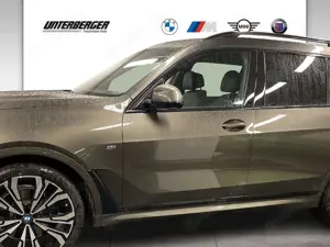 BMW X7 xDrive40d M Sportpaket BW Surround DAB RFK Bild 3