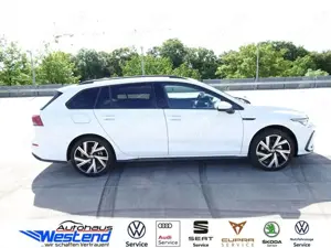 Volkswagen Golf Variant R line 1.5l eTSI 110kW DSG AHK LED Navi Klima Bild 2