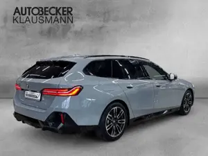 BMW 520 d xDrive Touring M SPORT 19''LC PROF AHK SITZLÜFT Bild 2