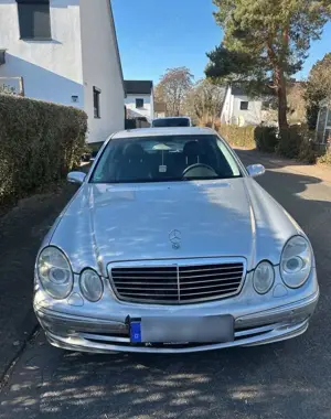 Mercedes-Benz E 320 Avantgarde