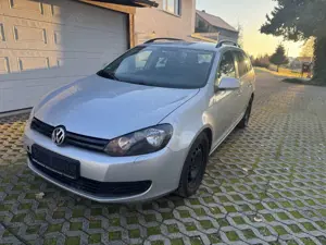 Volkswagen Golf Variant 1.6 TDI DPF BlueMotion Technology Trendline