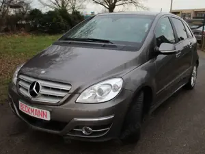 Mercedes-Benz B 180 B 180 CDI (245.207)  Automatik