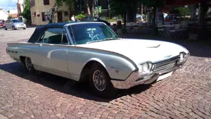 Ford Thunderbird