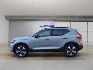 Volvo XC40 Plus Dark 2WD Bild 3