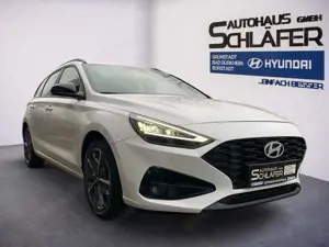 Hyundai i30 Kombi 1.0 T-GDI 7-DCT Advantage LED Navi Bild 2