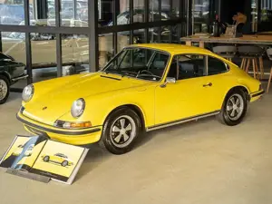 Porsche 911 T2.4/Ölklappe/Restauriert!