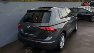 Volkswagen Tiguan 2.0 TDI DSG 4M SOUND Pano/ACC/360/AHK Bild 4