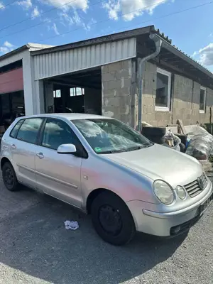 Volkswagen Polo 1.4 Bild 2