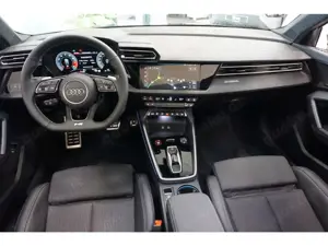 Audi S3 Sportback TFSI quattro S tronic Pano Matrix ACC Na Bild 4