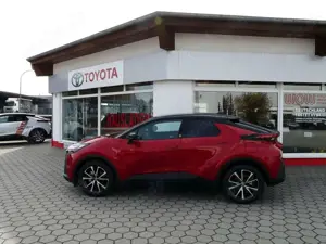 Toyota C-HR Team D  2,0 Hybrid Bild 2