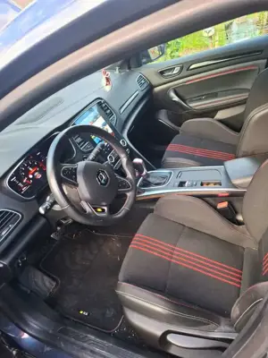 Renault Megane Mégane IV Berline TCe 160 EDC FAP GT-Line Bild 4