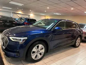 Audi e-tron 55 Leder-Alcantara+Sportsitz+Memory+AHK++ Bild 4