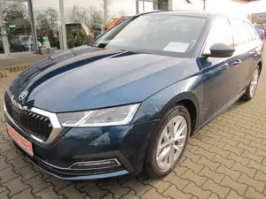 Skoda Octavia Combi First Edition