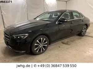 Mercedes-Benz E 300 e Avantgarde LED 18" Vollleder Kam Distr.+