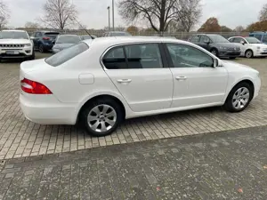 Skoda Superb Ambition Bild 4
