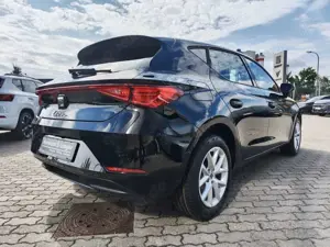 SEAT Leon 1.5 eTSI DSG Road Edition *SHZ,VisionPlus* Bild 3