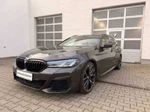 BMW 540 d xDrive Tou. M-SPORT PRO/KOMFOR/PANO/LASER