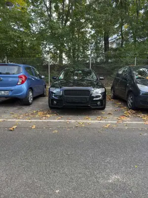 Audi A4 Avant 2.0 T FSI multitronic Bild 2