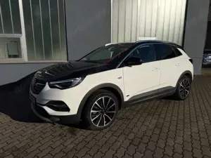 Opel Grandland X Ultimate Plug-in-Hybrid 4 *AHZV**7,4kW OBC* uvm.