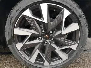 CUPRA Formentor VZ 2.0 TSI 245 kW 4Drive 2.0TSI DSG ABT AHK GV5... Bild 4