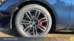 BMW 520 d A xDrive Tou M-Sport,M-Sport PRO,AHK,DAProf Bild 3