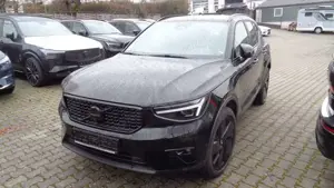 Volvo XC40 Plus Black Edition*360°*ACC*BLIS*MATRIX-LED