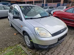 Ford Fiesta 1.3i.69PS. Eu4. Erste Hd. Klima, Servo. TÜV NEU