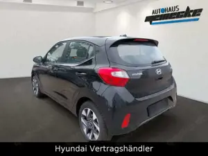 Hyundai i10 Trend /Automatik/Navi Bild 3