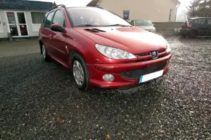 Peugeot 206 SW Tendance Klima AHZV Auto für wenig Geld!