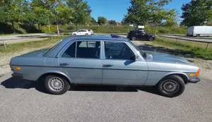 Mercedes-Benz E 230 230 E Bild 3