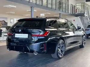 BMW 330 Bild 3