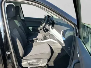 SEAT Arona 1.0 TSI DSG STYLE ROAD EDITION REAR VIEW N Bild 4