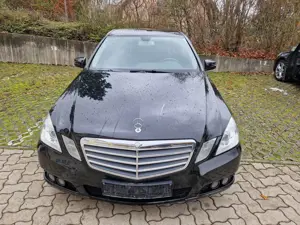 Mercedes-Benz E 220 CDI DPF BlueEFFICIENCY Automatik