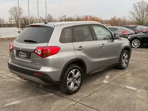 Suzuki Vitara 1.6 Comfort 4x4 1 Hand Bild 4