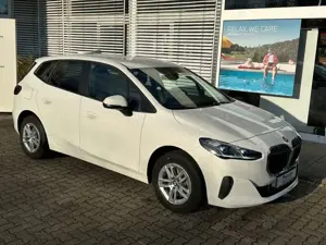 BMW 220 i Active Tourer+Komf.Zgng.+Aussensp.Pak.+RFK+