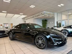 Porsche Taycan Performance Panorama/SportChrono/WP