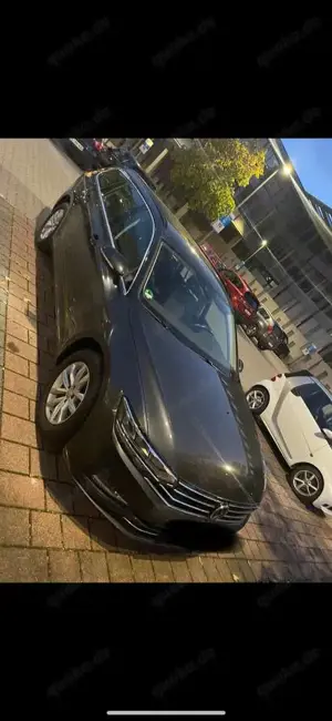 Volkswagen Passat Variant 1.6 TDI SCR DSG Comfortline