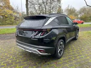 Hyundai TUCSON 1.6 T-GDI Trend BigDeal Inspektionspaket Bild 3