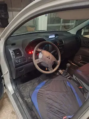 Mitsubishi Space Star Space Star 1.3 Family Bild 3