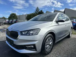 Skoda Fabia 1,0TSI 130Jahre SHZ Climatronic Alu 5J.Gar