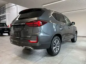 SsangYong Rexton 2.2 D Lux 4WD LED Navi Abstandstempomat Navi 3,5T Bild 4