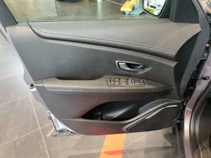 Renault Grand Scenic TCe 140 GPF EDC INTENS Bild 4