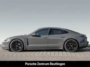 Porsche Taycan 4 InnoDrive HUD LED-Matrix Sitzbelüftung Bild 2