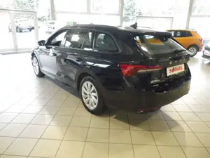Skoda Octavia Combi 1.5 TSI mHEV 110 kW Selection Bild 4