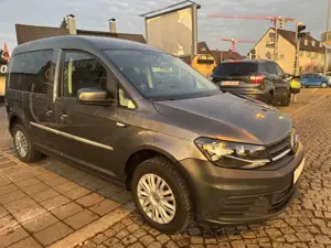 Volkswagen Caddy PKW Trendline BMT SHZ KLIMA PDC 5.Sitzer Bild 4